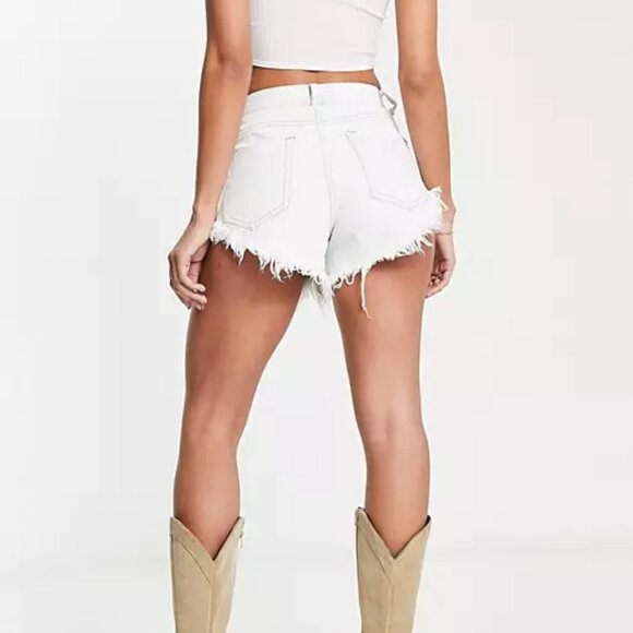NWT high rise bleached denim shorts - Picture 2 of 2